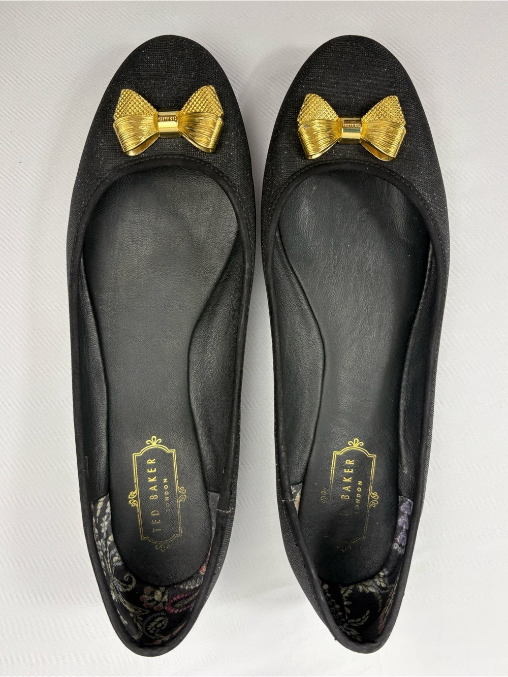 Ted Baker London Imme Ballet Flats with a Metallic Gold Bow-Size: 10